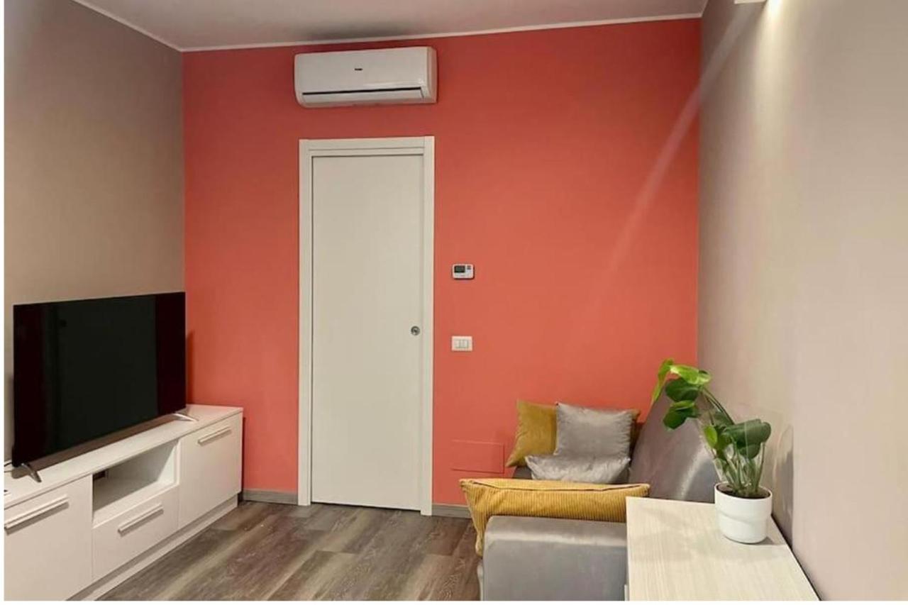 Appartamento In Centro A Milano Con A/C & Wi-Fi Eksteriør billede